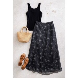 Cynthia Steffe Women's Size 12 Flowy Floral Print Maxi Skirt Black